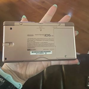 Ds lite barely used has small blemish on screen